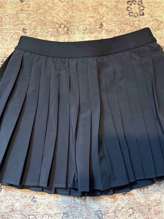 lululemon athletica Dresses & Skirts - lululemon athletica Black Pleated Mini Skirt